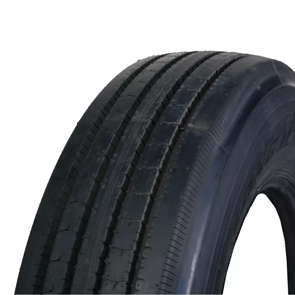 Грузовая шина 295/80 R22,5 Long March LM-216 18PR в Лесном