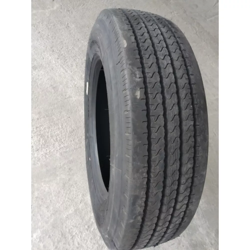 Грузовая шина 255/70 R22,5 Long March LM-120 16PR в Лесном